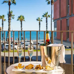 barceloneta-suite-1.topbarcelonahotels.com/
